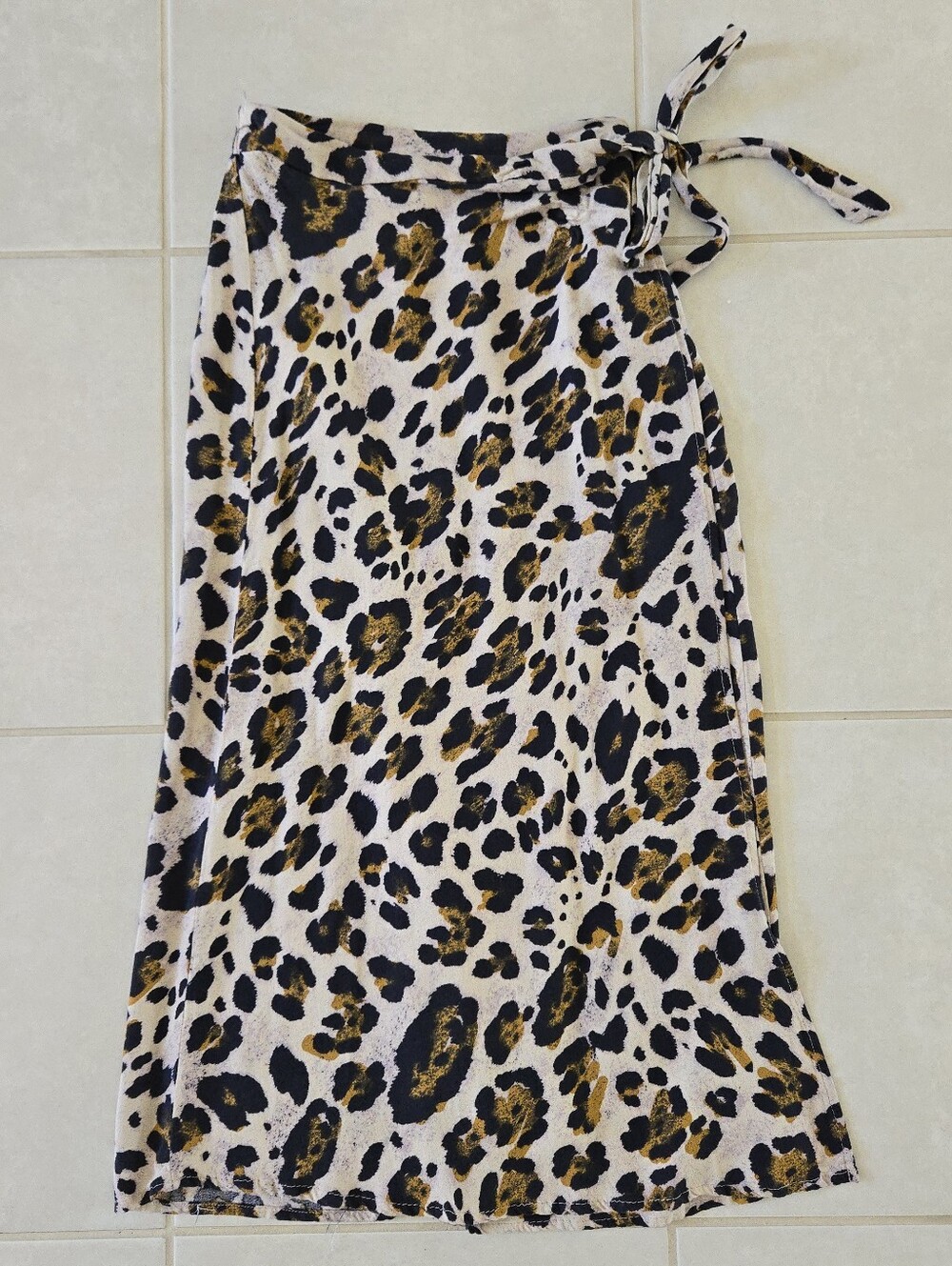 Leopard print size S midi wrap skirt Beige Brown Waist Tie